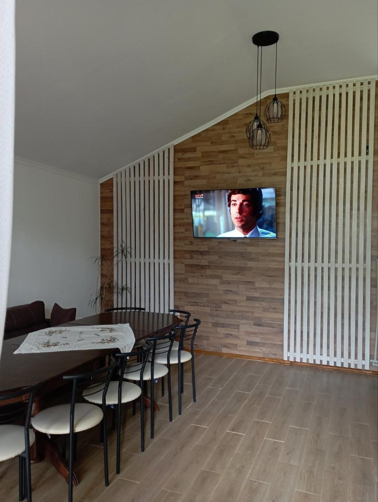 U Anastasii I Sofii Bilya Richki Guest House Mykulychyn Exterior photo